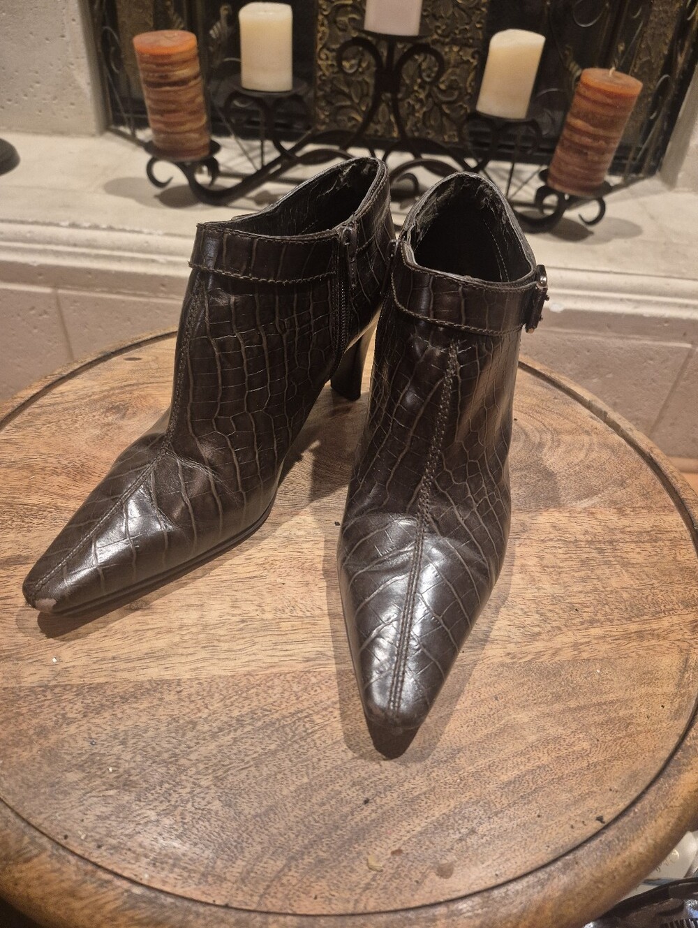 Women's Black Croc-Embossed Pointed Toe Ankle Booties